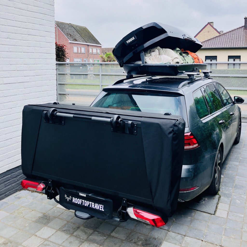 Thule Outset trekhaaktent B&B on the roof kamperen auto